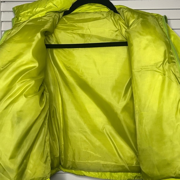 Women’s🍋‍🟩Cropped green puffer (small) - Picture 4 of 4